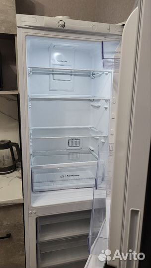 Холодильник Indesit itr 4180 w