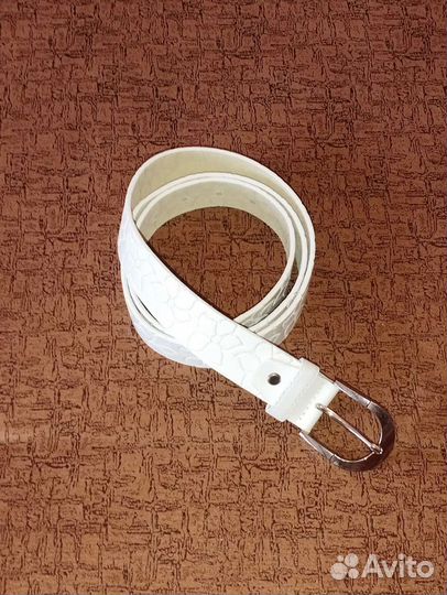 Ремень женский кожаный белый