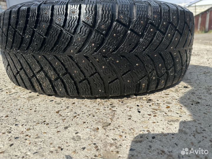 Michelin X-Ice North 4 205/55 R16