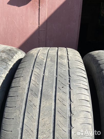 Michelin Latitude Tour HP 235/60 R16 100