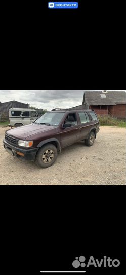 Nissan Pathfinder 3.3 AT, 1999, 200 000 км