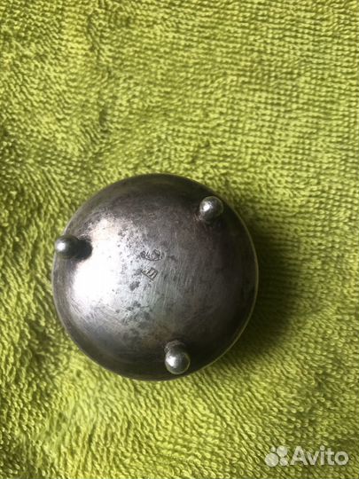 Серебряная солонка
