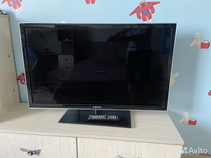 Телевизор samsung UE40D5000PW