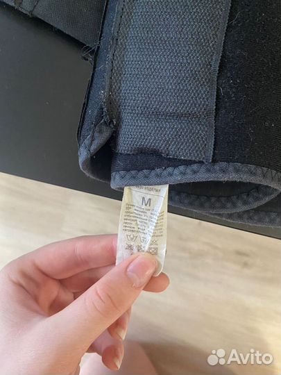 Тутор на коленный сустав