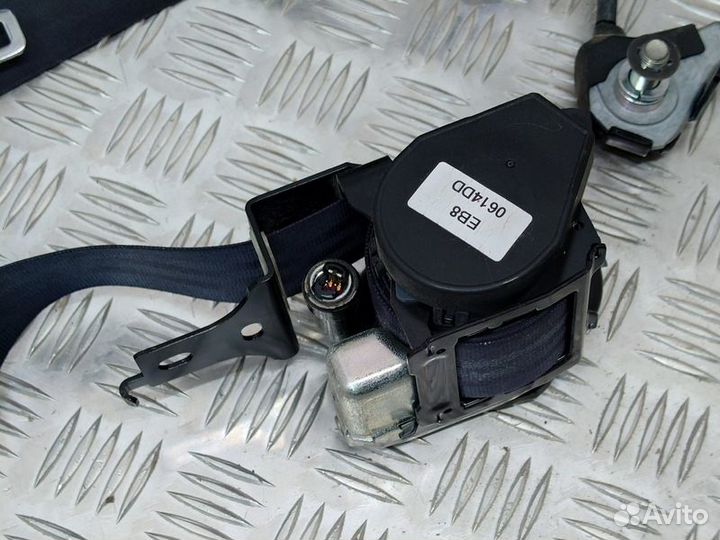 Ремень безопасности передний Mitsubishi Outlander