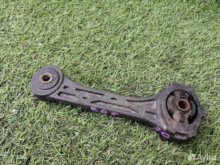 Подушка двс Subaru Legacy BG5