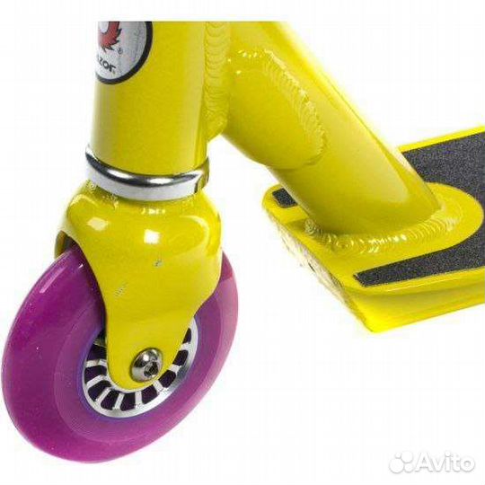 Трюковой самокат Razor Beast