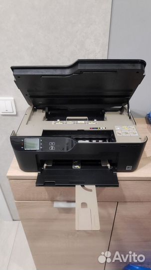 Мфу принтер HP Deskjet Ink Advantage 3525