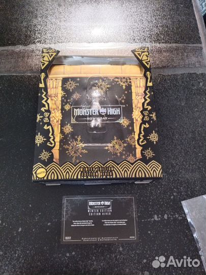 Коробки от кукол Monster High