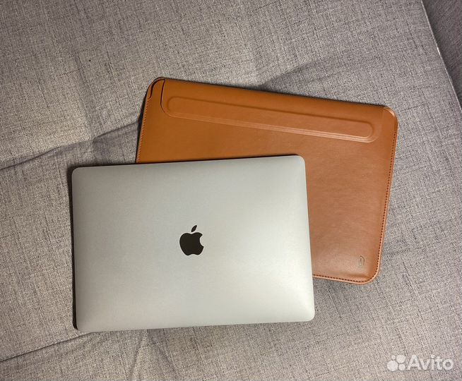 Apple MacBook Pro 13 M1 новый