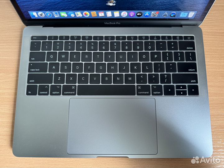Apple MacBook Pro 13 2017 8/128gb + 175 циклов