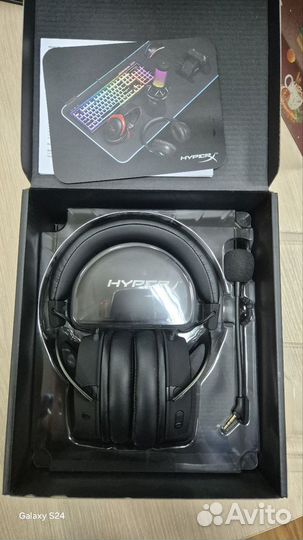 Игровые беспроводные наушники HyperX Cloud MIX