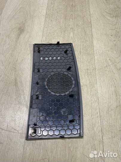 Решетка динамика центрального в торпедо Mercedes