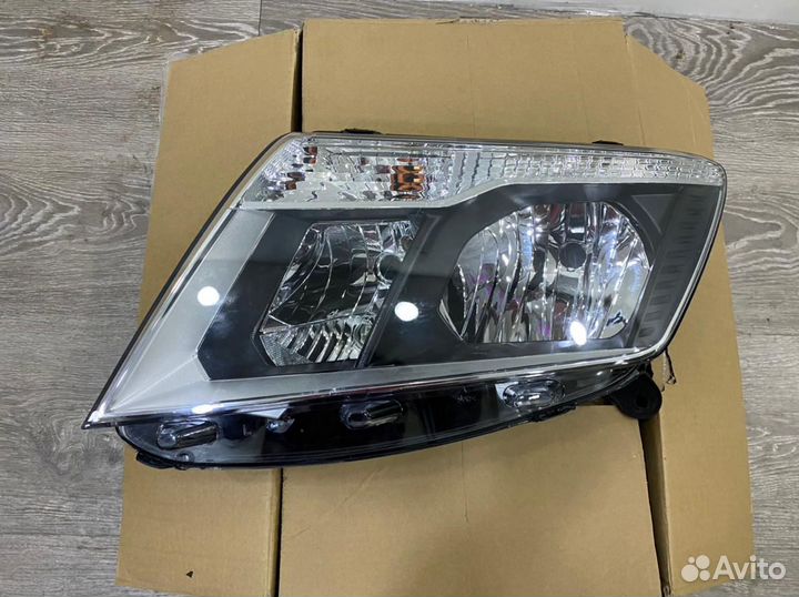 Фара Nissan Terrano 3 D10 Ниссан Террано 3 Д10 бу