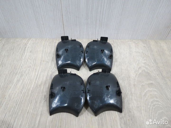 Накладка ручки внутренней Toyota Corolla 150