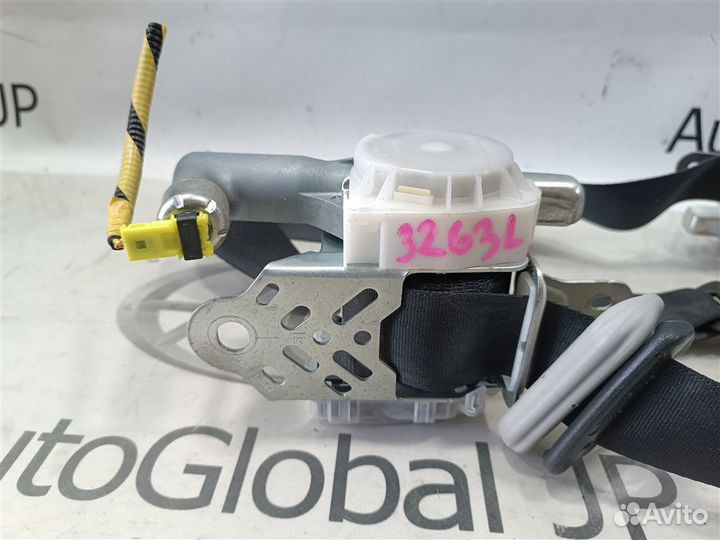 Ремень безопасности передний левый Toyota Rush