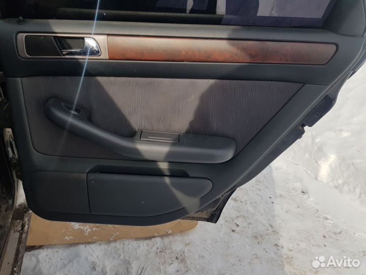 Дверные карты Audi А6 с5 2.4 ALF / V6 -98г