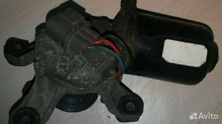 Моторчик дворников nissan primera p10