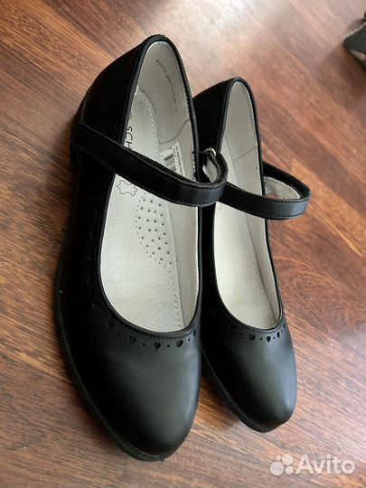 Туфли для девочки 37