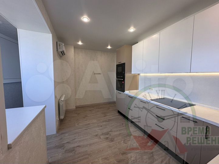 2-к. квартира, 73,8 м², 18/18 эт.