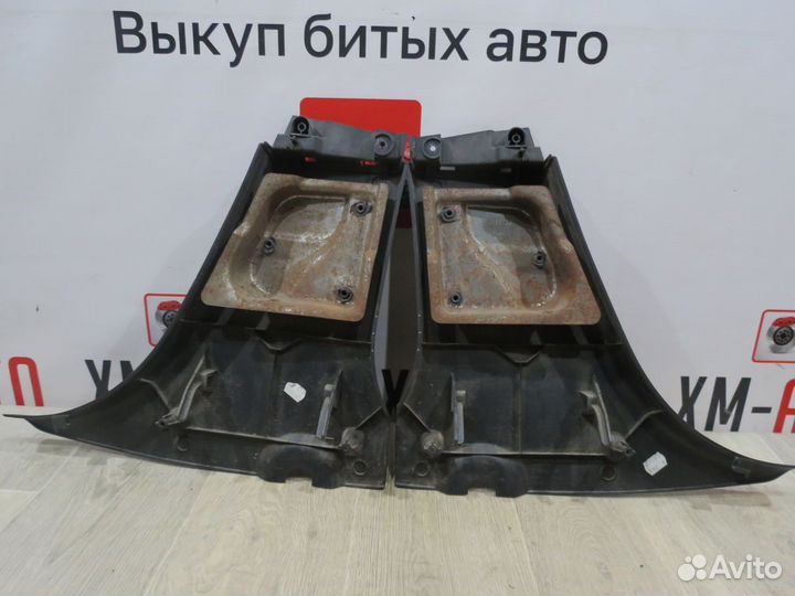 Обшивка средней стойки LADA Largus