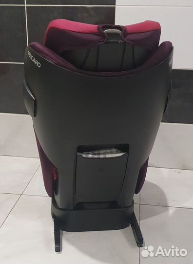 Автомобильное кресло recaro monza