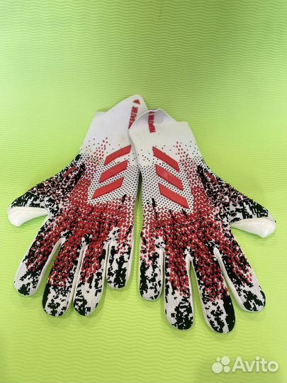 Вратарские перчатки adidas predator