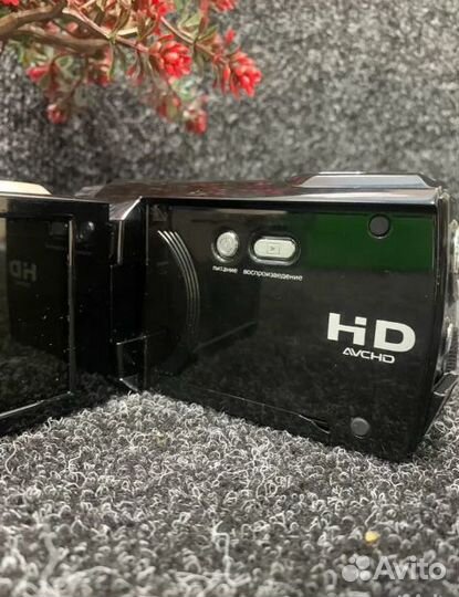 Видеокамера Sony HDR-CX700E