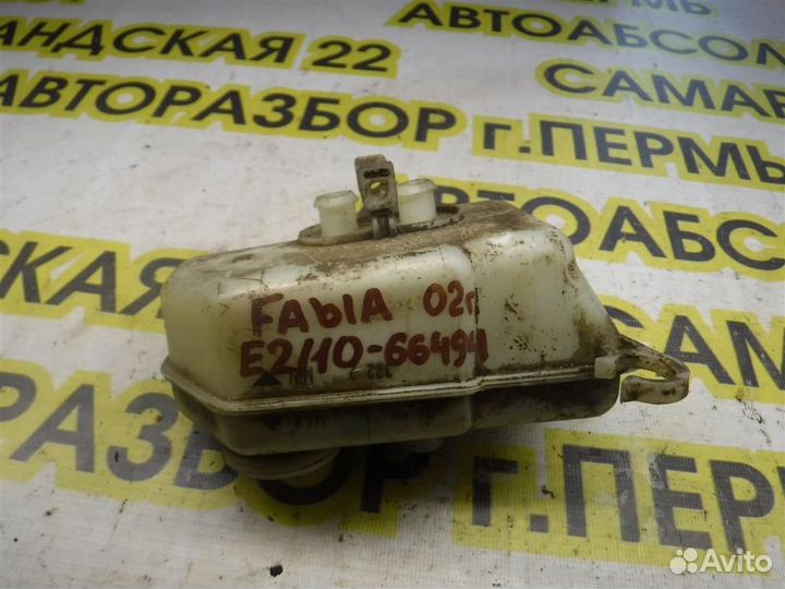 Бачок главного тормозного цилиндра Skoda Fabia I