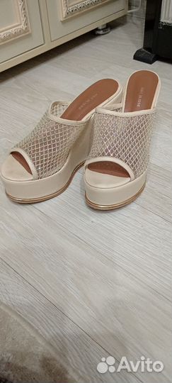 Продаю обувь