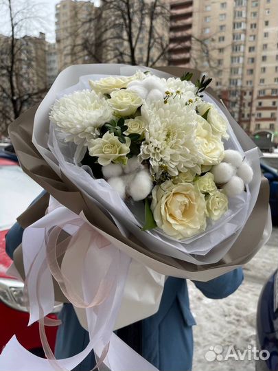 Букет из розы и хризантемы