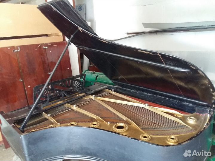 Рояль беккер 19в