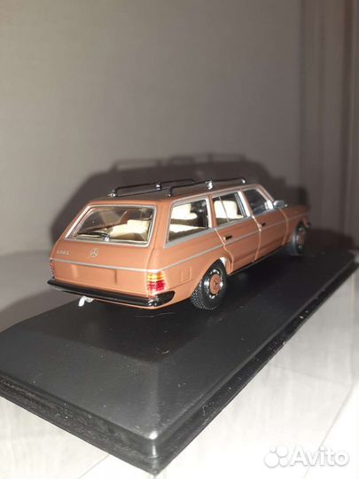 Mercedes-Benz 250T W123 1980 Brown. 1 of 1,152
