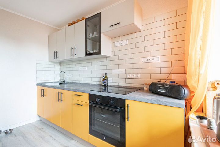 Кухня (цена за всю кухню) CN:025517