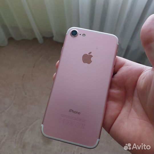 iPhone 7, 32 ГБ