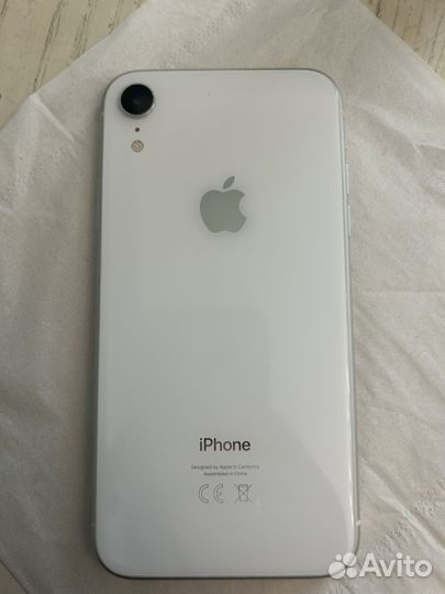 Телефон iPhone хр 128 гб
