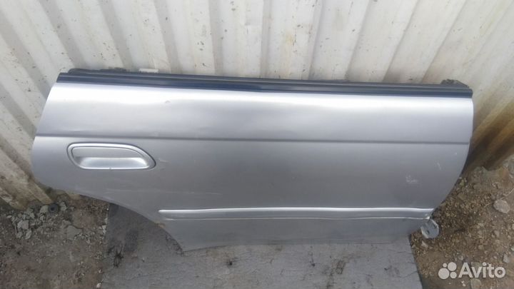Дверь задняя правая Subaru Legacy BG BD
