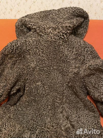 Шуба женская натуральная 48 50