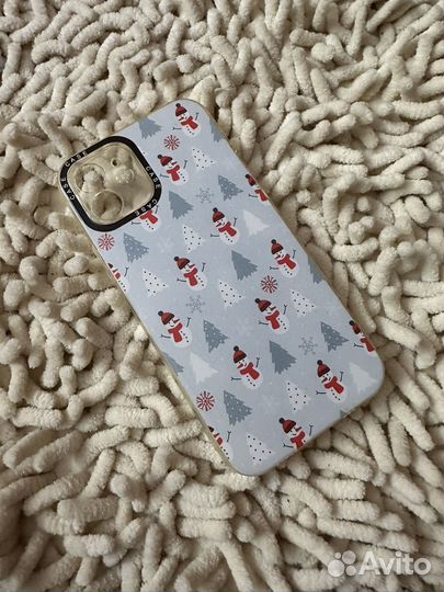 Чехлы на iPhone 12