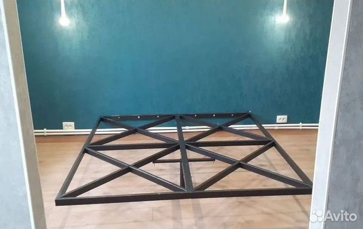 Кровать металлическая в стиле лофт