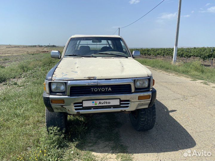 Toyota Hilux 3.0 МТ, 1997, битый, 260 000 км