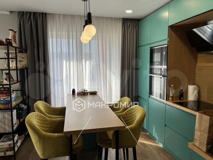 3-к. квартира, 60 м², 10/17 эт.