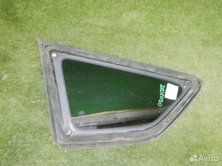Форточка задняя правая Ford Kuga 2 CBS (2012-2019)