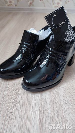 Туфли женские 37 размер натуральная кожа новые