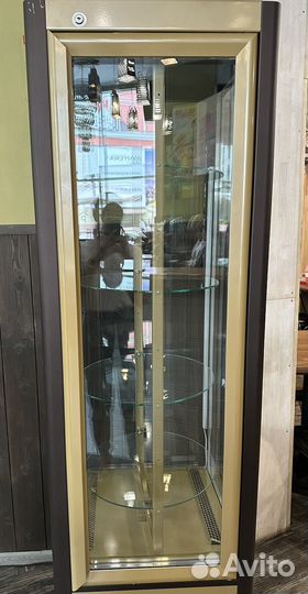 Холодильный шкаф