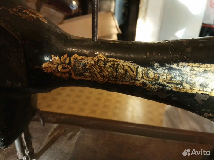 Швейная машина Singer