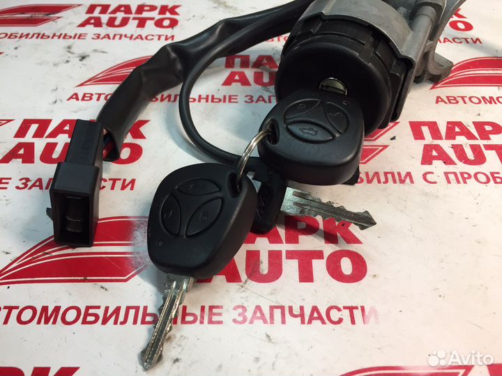 Замок зажигания LADA Granta 2014