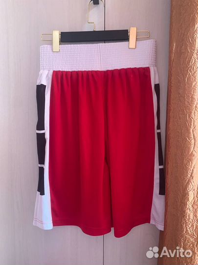 Боксёрская форма Title