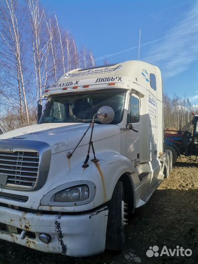 Freightliner Columbia, 2000