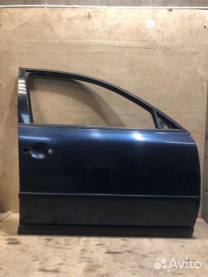 Дверь передняя правая Volkswagen Passat B5